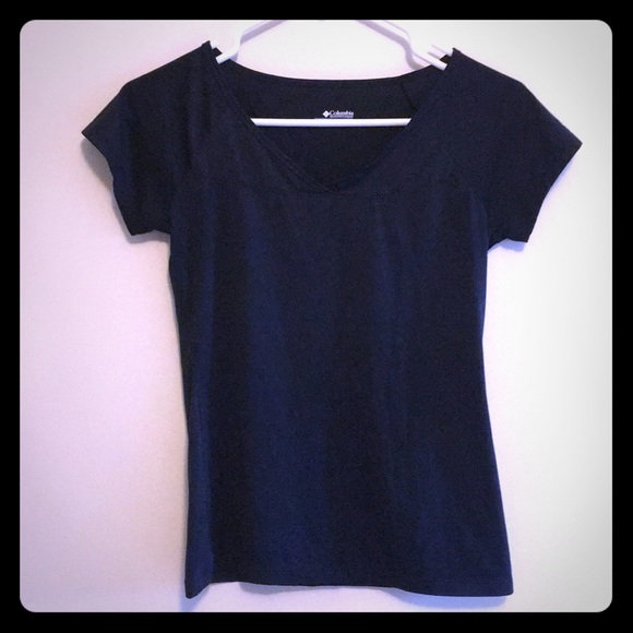 Columbia dri-fit material hiking/workout shirt XS - Picture 1 of 3
